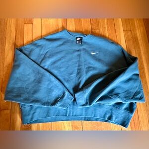 Nike Women’s Phoenix Crew Oversized Pullover Smokey Blue/ Sail Large